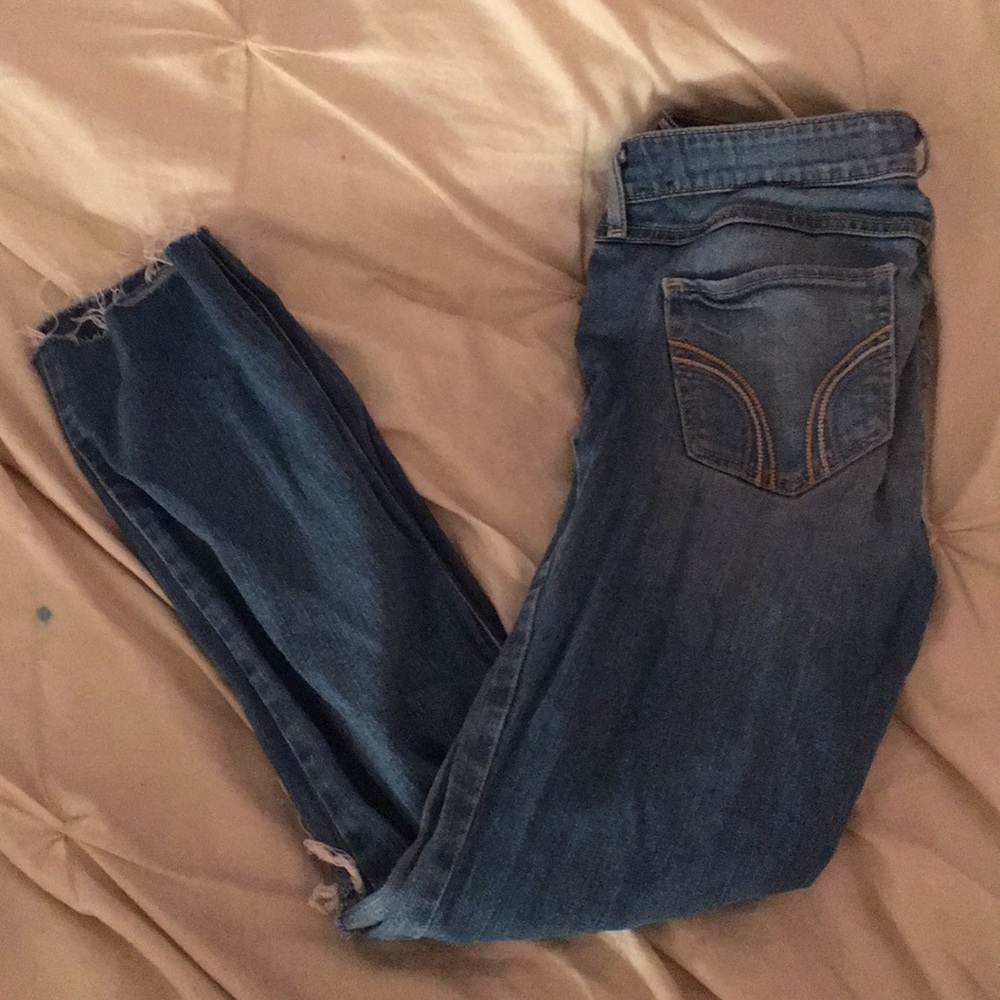 high wasted knee slit hollister jeans